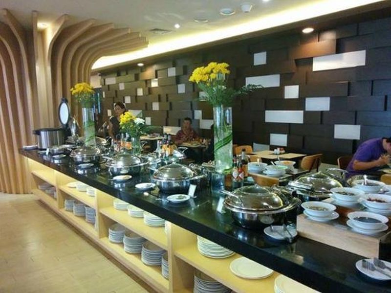 Vega Hotel Gading Serpong Buitenkant foto